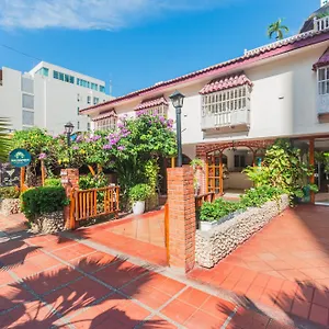 *** Hotel Baluarte Coast Colombia
